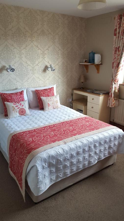 Riverwalk House B&B Oughterard Bagian luar foto