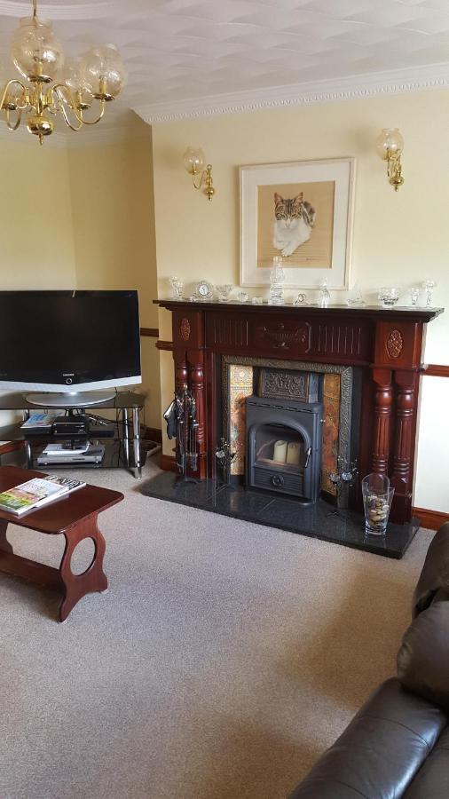 Riverwalk House B&B Oughterard Bagian luar foto